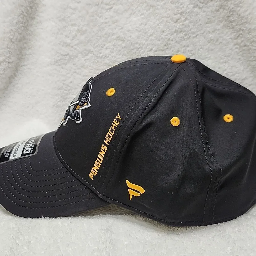 Fanatics Pittsburgh Penguins Stretchfit Hat - New